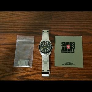 Men’s Swiss Army Watch.